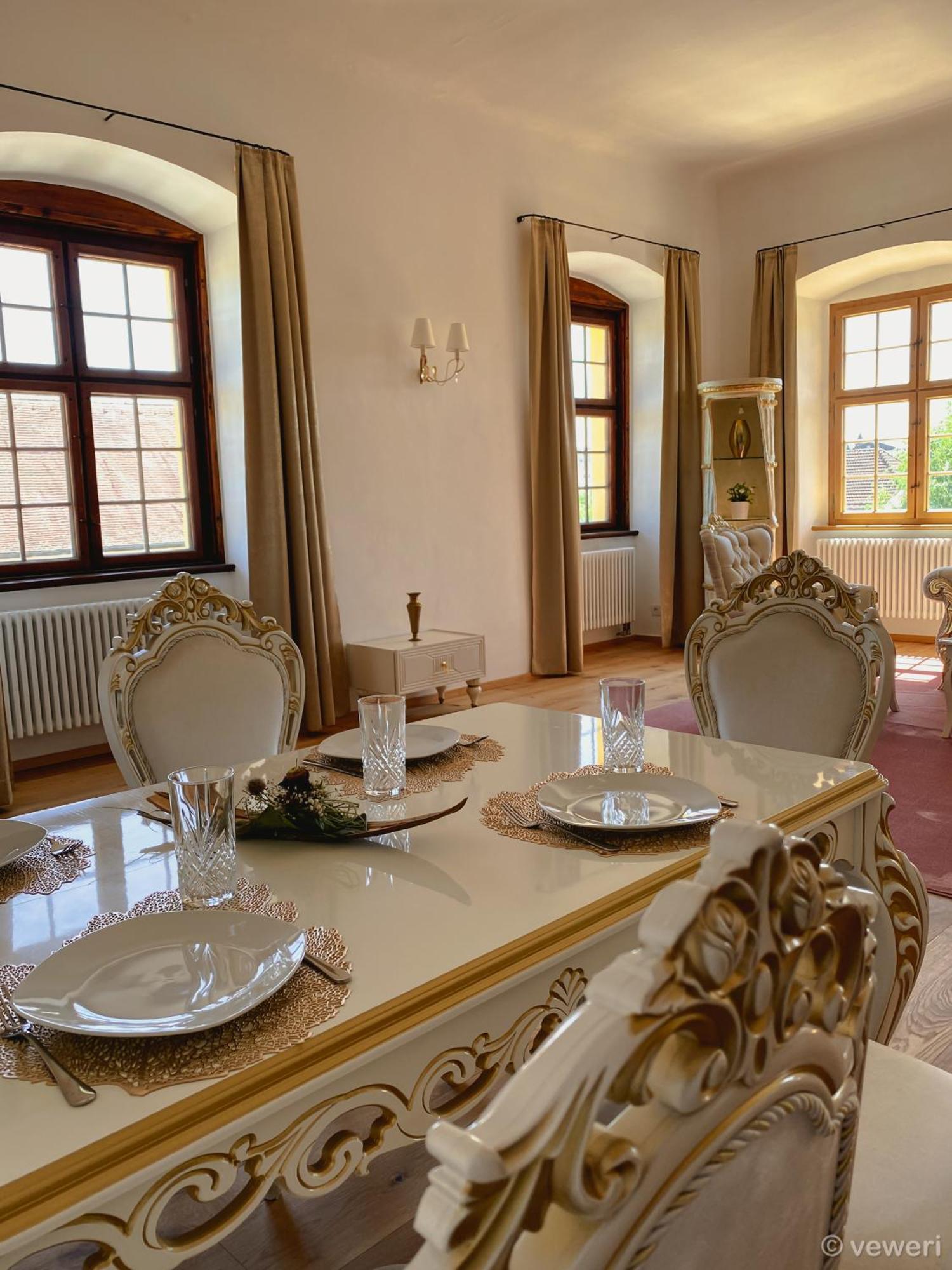 Innviertler Versailles Aurolzmunster Exteriör bild